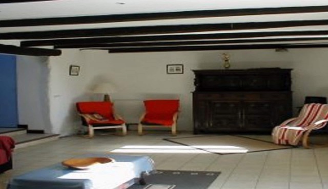 L'Ancienne Ecurie un spacious cottage with an authentic style