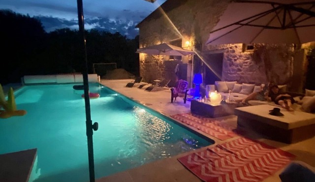 L'ancienne Epicerie de Poil, Parc Naturel du Morvan-bourgogne