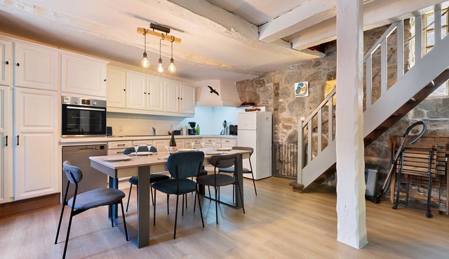L'ancrage – Historic Home in the Artists' Quarter