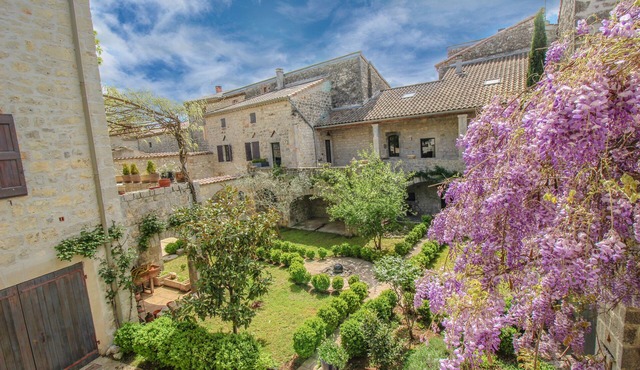 L'Antre de Pierres - bed and breakfast and gites - Ardèche Méridionale