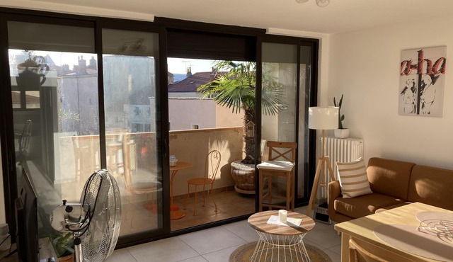 L'appartement du bonheur - In the heart of the Auvergne Volcanoes on the Route du Sud