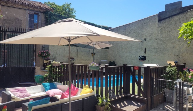 L'Appartment Deluxe,Games room, Wi-Fi, UKTV, Private roof terrace, spa Pool