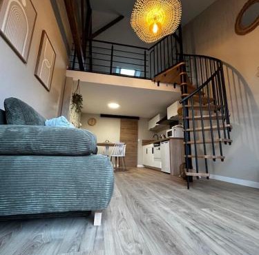 L'arbre de soie Futuroscope Acacia