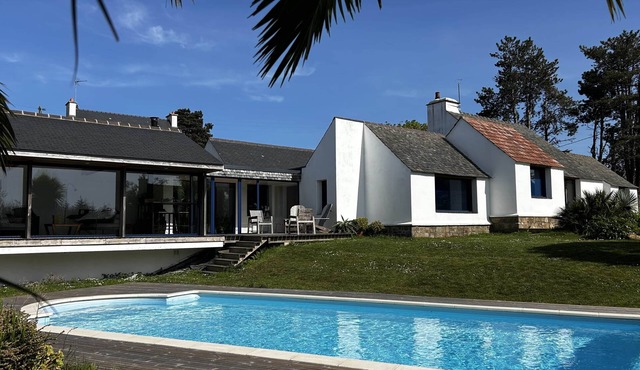 L'Arvorenn - An exceptional villa between land and sea