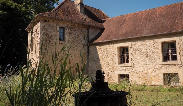 "L'Atelier De Francine" + "La Chapelle Aux Roses"