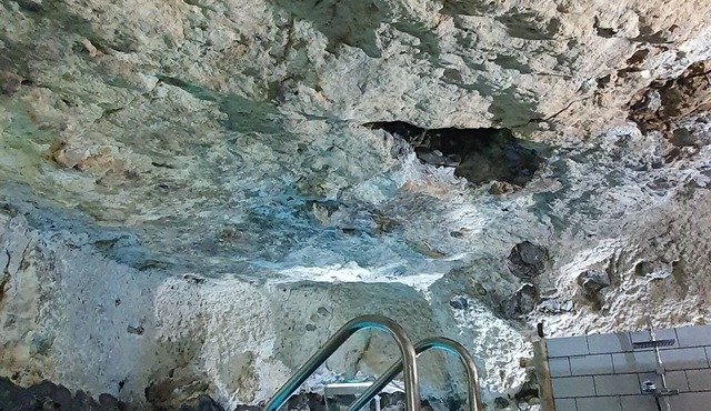 l Atypique Avec sa Piscine Chauffée Interieure Troglodyte