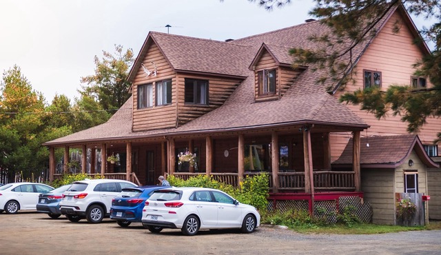 L'Auberge Refuge du Trappeur Inn