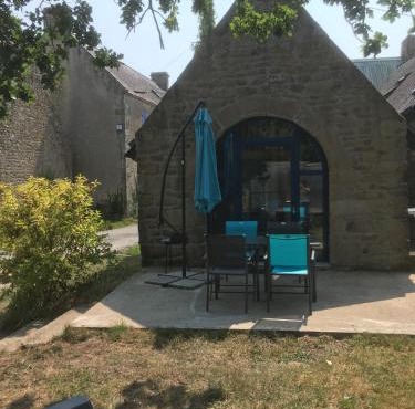 L'Aurore GITE 2-4pers, piscine, billiard et baby-foot