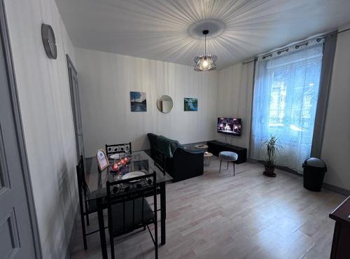 L azur Jurassien séjour chaleureux dans le Jura