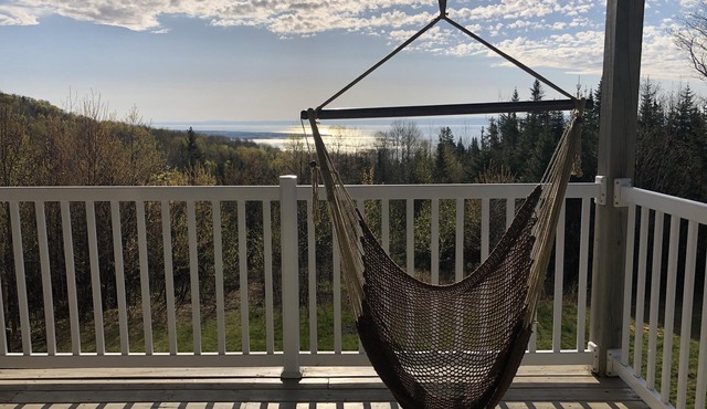 L'Éveil du fleuve. Détente, Spa, nature et ski.