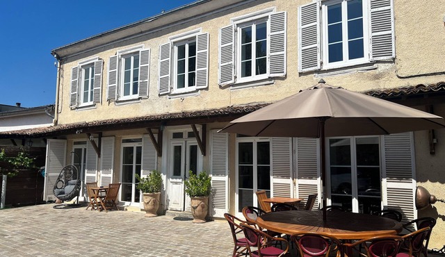 L'Echappée Champenoise's 200m2 5-bedroom gîte, 3 minutes from the vineyardsn