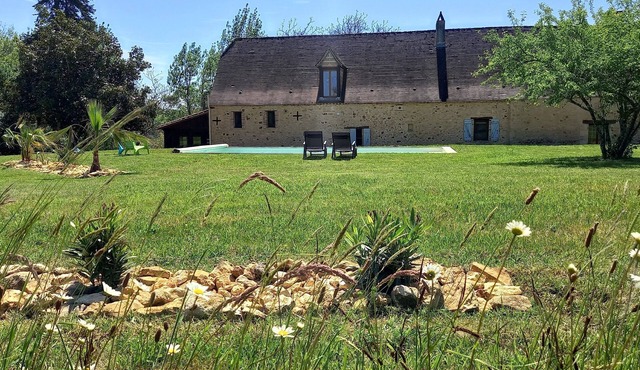 L'écrin du Val de Louyre, in the heart of Périgord Noir, with private pool