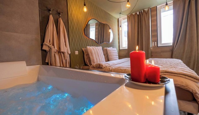 L'Écrin des Alpes - Romantic Suite with Jacuzzi - Centre Saint-Étienne