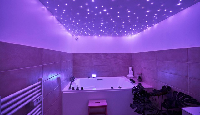 L'Eden d'Aphrodite, Grenoble's oldest and highest-rated Love Room