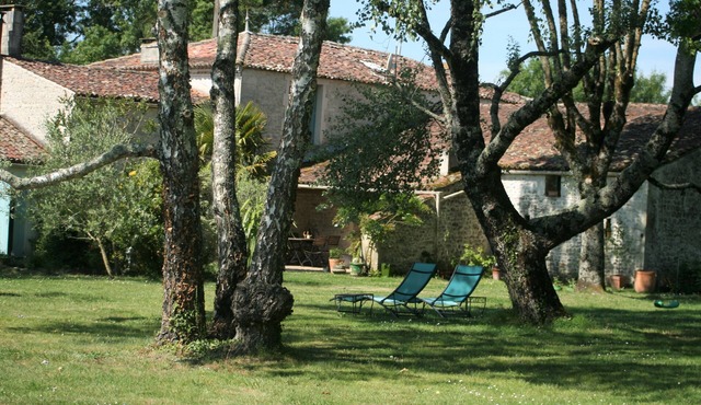 L'Embellie charentaise house between sea and land 11 people swimming pool