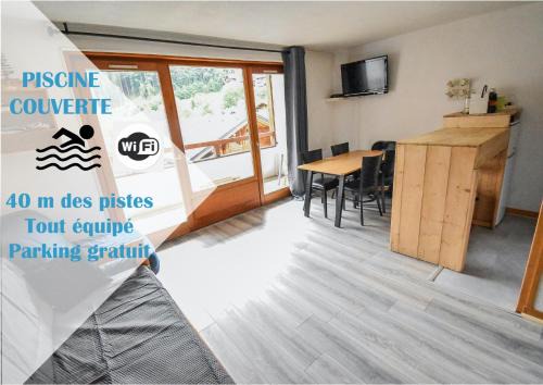 L'Enchalpe, Grand et lumineux studio avec coin montagne 5 personnes, 60m des pistes, PISCINE COUVERTE, WIFI, grand balcon expo EST, DRAPS NON COMPRIS