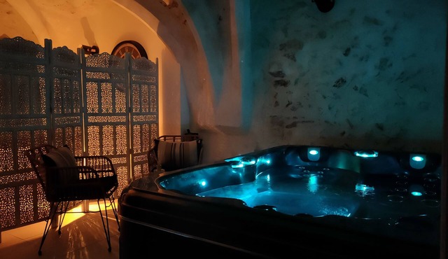 L'envoûtement Provençal, Jacuzzi Privatif et SPA