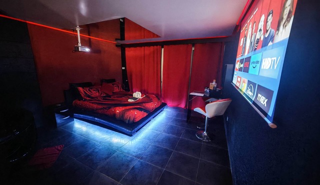 L'escale du Donon - Black apartment - Lovers' night with jacuzzi