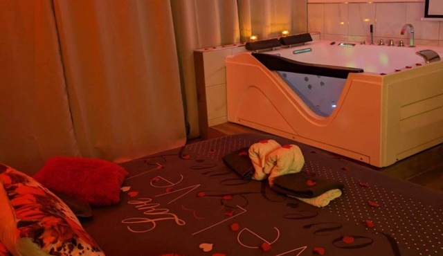 L'escale du Donon - Appartement Blanc - Romantic getaway with jacuzzi