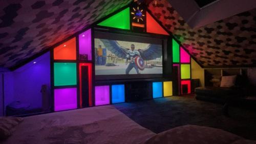 L'ESCALE SECRETE - SPA et Salle cinéma 4K -