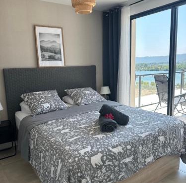 L escapade au bord du rhone et évasion au bord du rhone