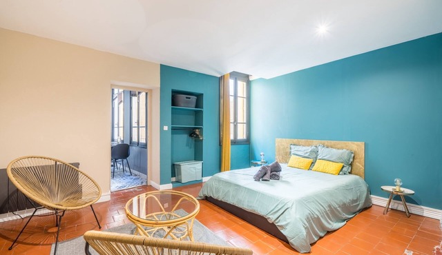 L’Escapade Nîmoise - grand studio centre Nîmes
