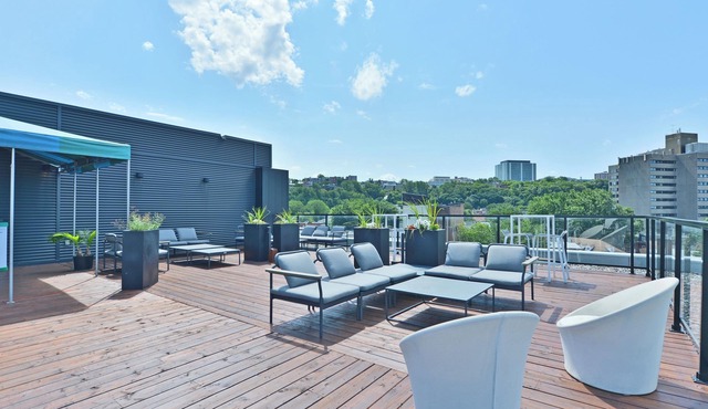 L'espace urbain - Parking & Gym - Downtown