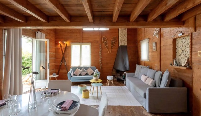 L'Esprit Montpel "La Cabane-Chalet de Montagne