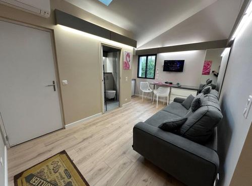 L'Esquisse en Rose - Parking Clim Netflix Canal