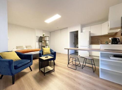 L'Estival - Free parking