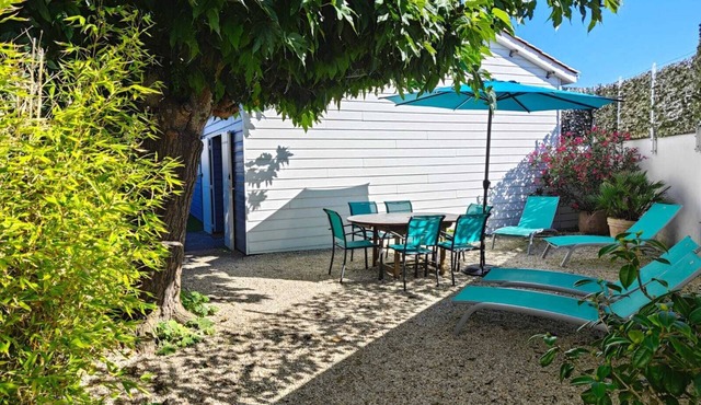 L'Estivale, house with garden 300 meters from the beach