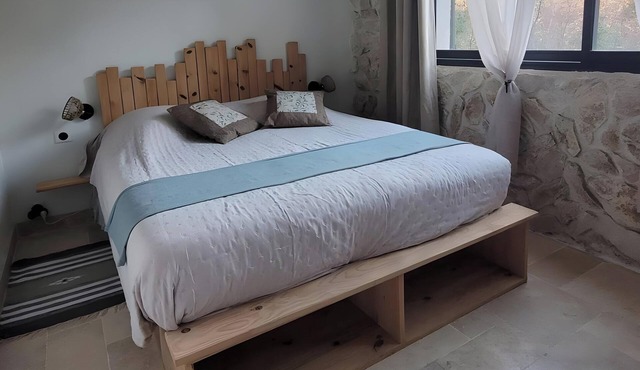 L'Estive Guest Room with Mountain View, Wi-Fi, and Air Conditioning