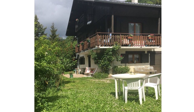 L'Eterle de Motzon en Bauges: in the mountains, snow, skiing, hiking, relaxation.