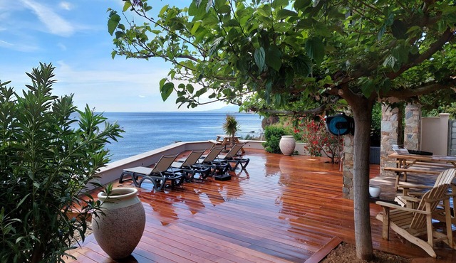 L'expression "les Pieds Dans L'eau" : une Réalité !