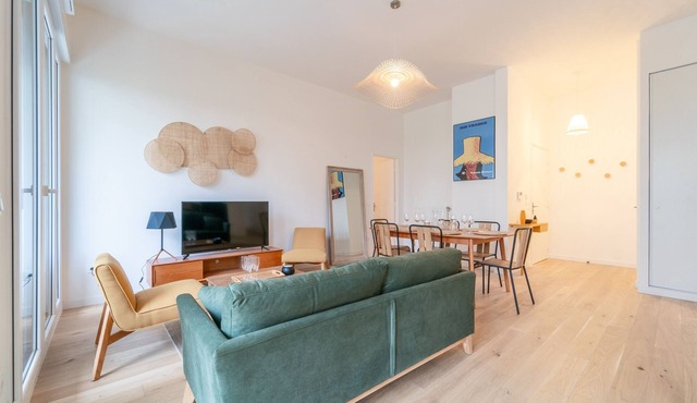 L'Exupéry- Parking privé et à 15min de Paris