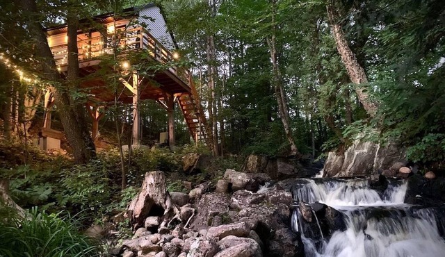 L.Flamingo Riverfront Treehouse+Chalet Combo Property