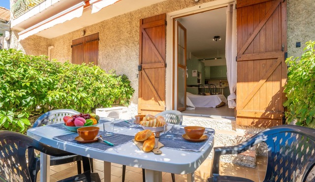 Le Lido by Interhome