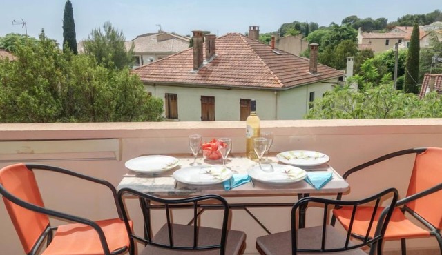 Les Vignes by Interhome