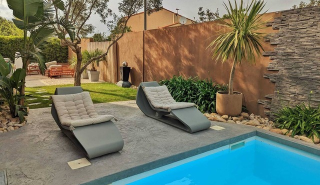 L'hacienda, Maison De Caractère Avec Piscine et Jardin Paysager