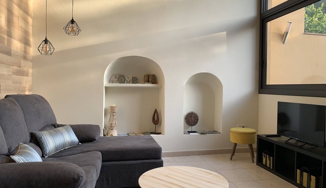 L'Heura - House on the Costa Brava - Figueres - Besalú.