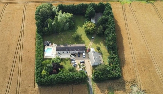 L'Hydromel, estate with swimming pool 1h30 from Paris