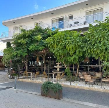 L'Illa Hotel