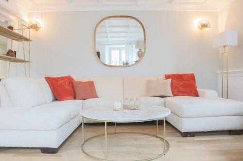 L 'imperial, Elegance & Volupté