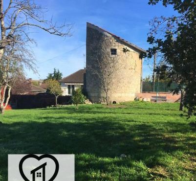 L'insolite et médièvale Tour Yselda