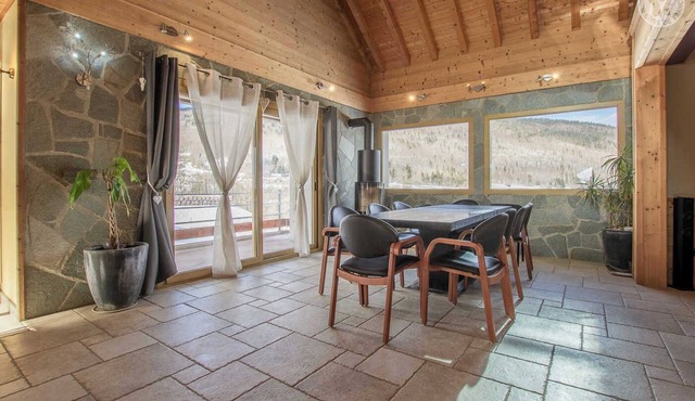 L'instant Present - LE NOYER