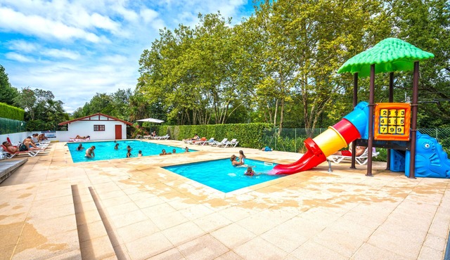 L'Océan à 3km | Piscine | Camping 4* Familial