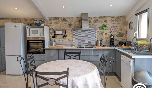 L'Occitane - ROUJAN - Gîte