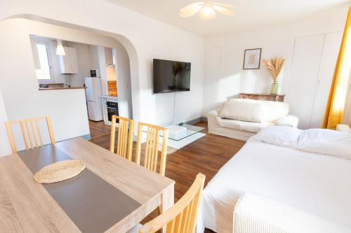 L'Odyssée Aux Trois Clés - Proche centre-ville - Jardin