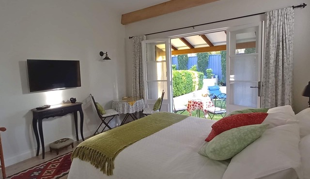L'Olivette B&B Olive RoomnFor 2 Adults OnlynUnsuitable for Children.