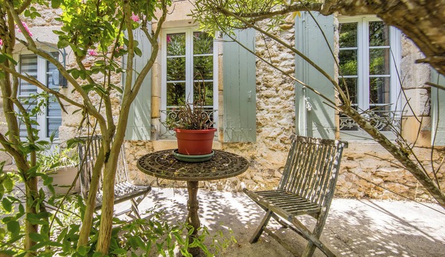 L’Orée de Lansot – Romance Room in a Peaceful, Green Setting